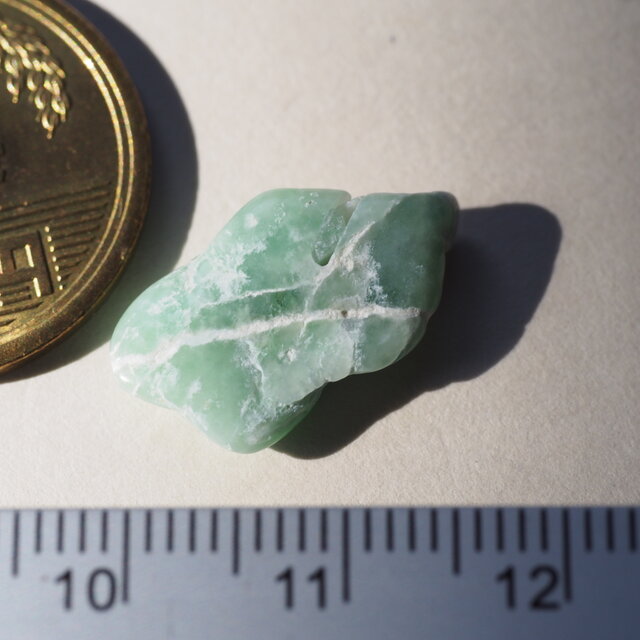 糸魚川翡翠 昭和初期コレクション用そのまんま小石 05 | iichi 日々の