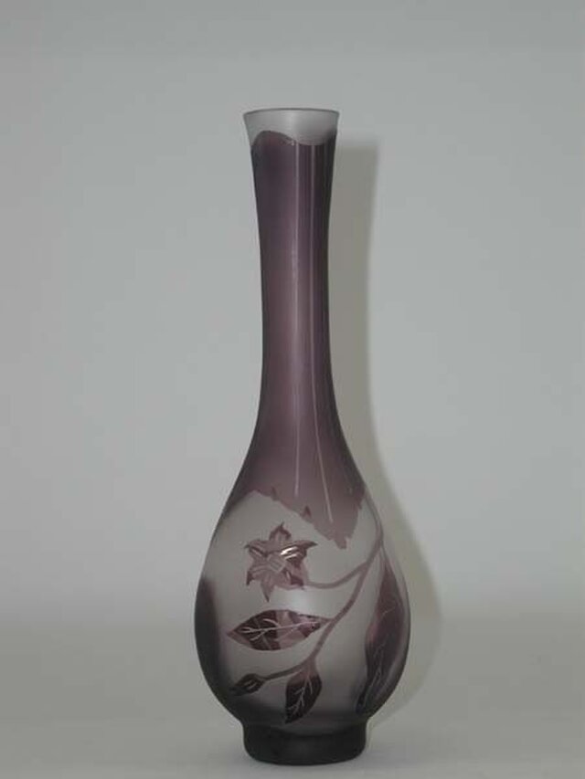 ガレ風ナスの花瓶 | iichi 日々の暮らしを心地よくするハンドメイドや