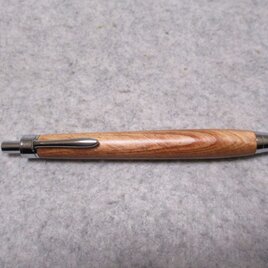 ハワイアンコア カーリー杢 椿油仕上げ 木軸シャープペンシル(0.5ミリ