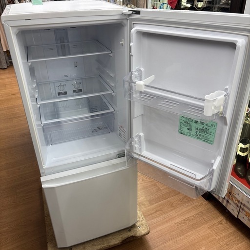 玄関前☆三菱 ラウンドカット 2ドア冷蔵庫【MR-P15A】 ◇146L