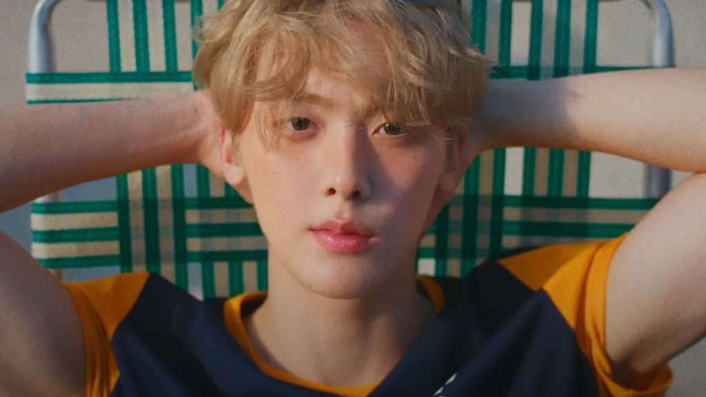 ASTRO ユンサナ、タイトル曲「EXTRA VIRGIN」MV公開…変幻自在な魅力を