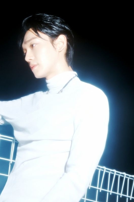 EXO チェン、5thミニアルバム「Arcadia」コンセプトフォト第1弾を公開