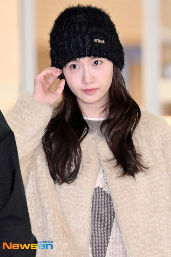 PHOTO】少女時代 ユナ、海外スケジュールを終えて帰国（動画あり