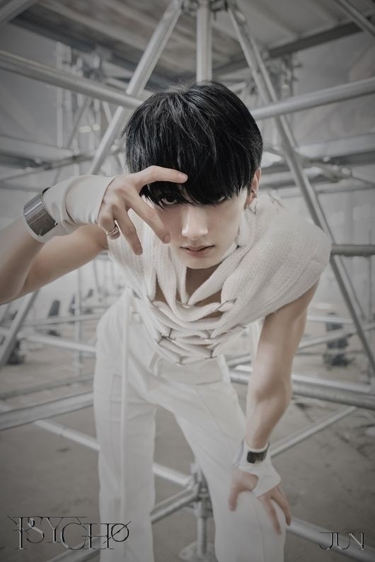 SEVENTEEN ジュン、4thソロデジタルシングル「PSYCHO」コンセプト