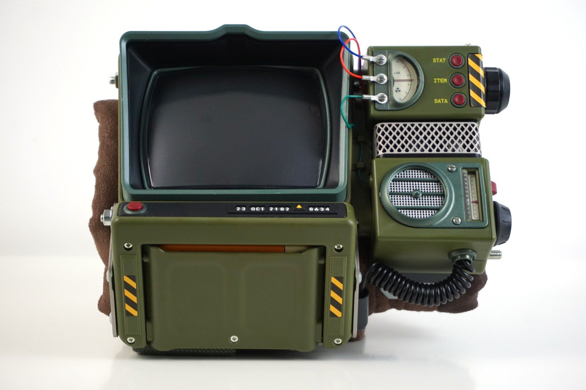 Fallout 76 Pip-Boy 2000 Mk VI Construction Kit Review: Near