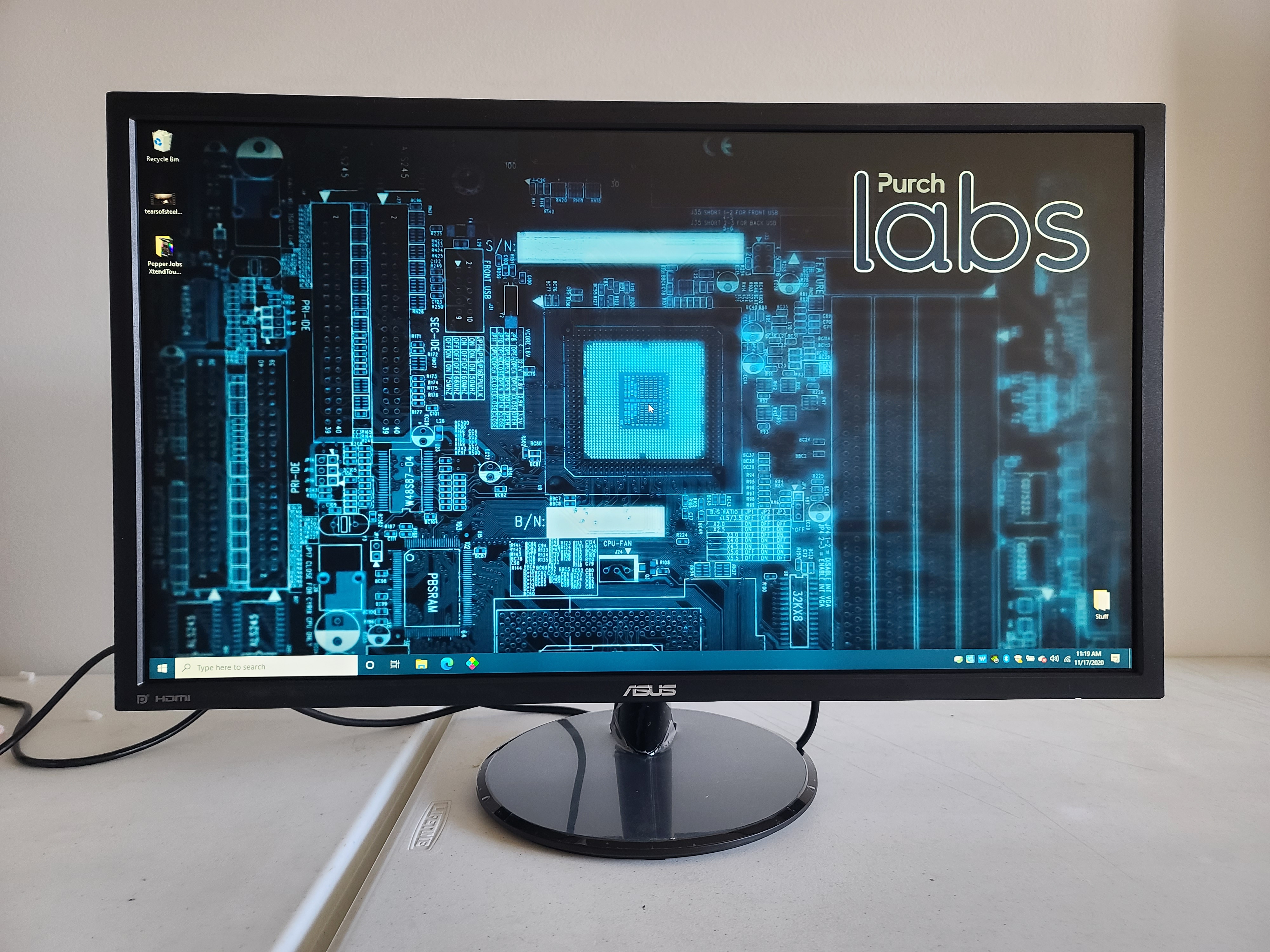 Asus VP28UQG Monitor Review: 4K Gaming Savings | Tom's Hardware
