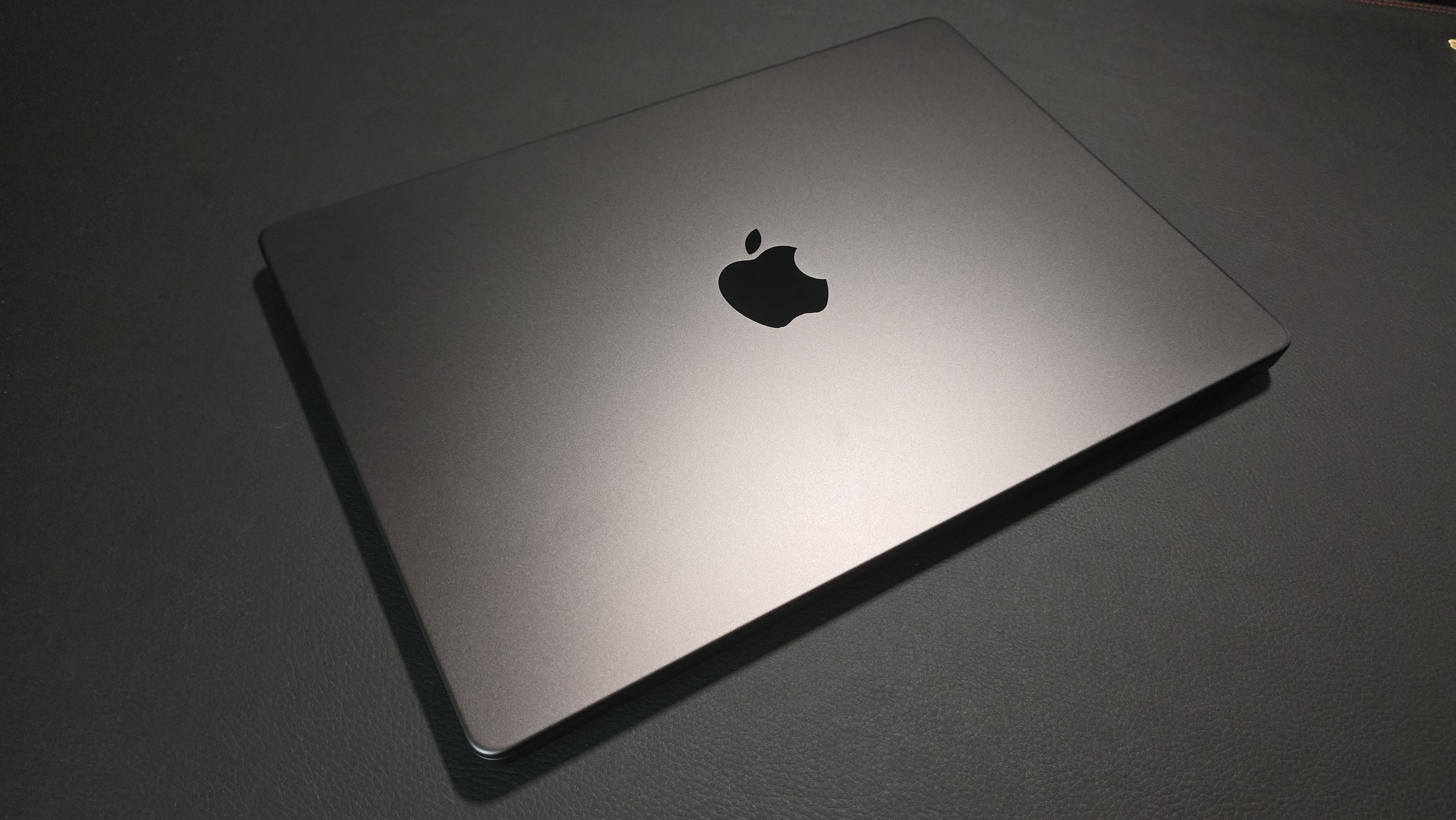 Apple MacBook Pro 14-inch (M5, 2025): a small upgrade unless you