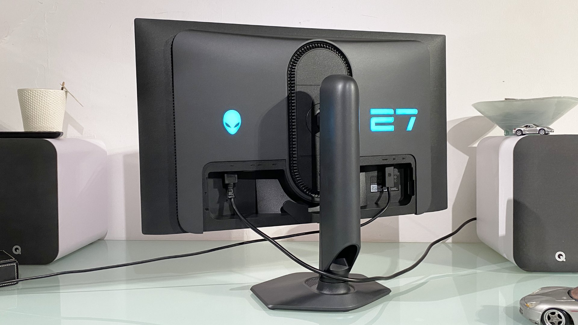 Alienware AW2725DF gaming monitor review | PC Gamer