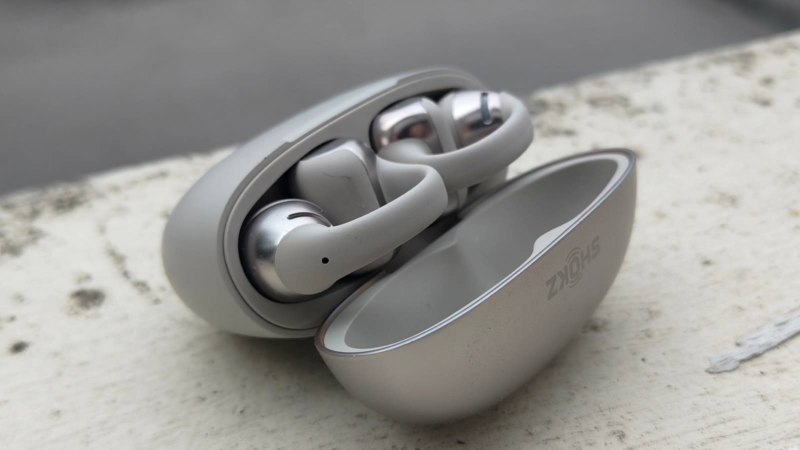 Shokz OpenDots One review: reliable clip-on headphones that