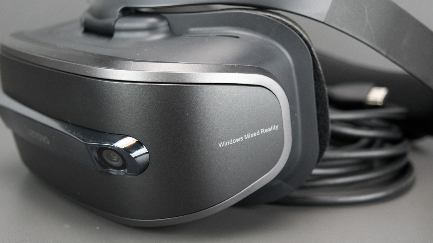 Lenovo Explorer Windows Mixed Reality Headset Review: A Low-Cost