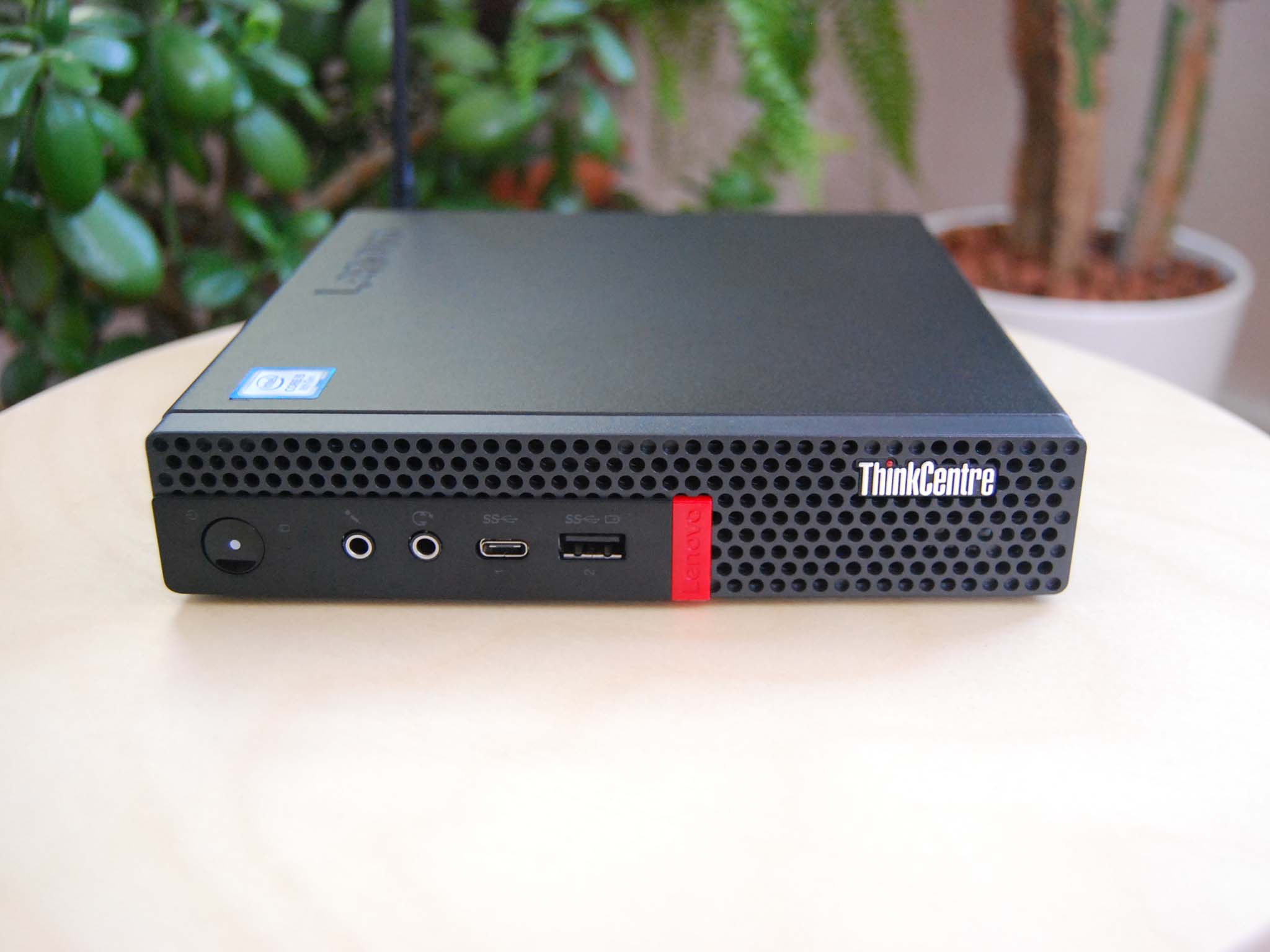 Lenovo ThinkCentre M720q Tiny review: Security, ports, and