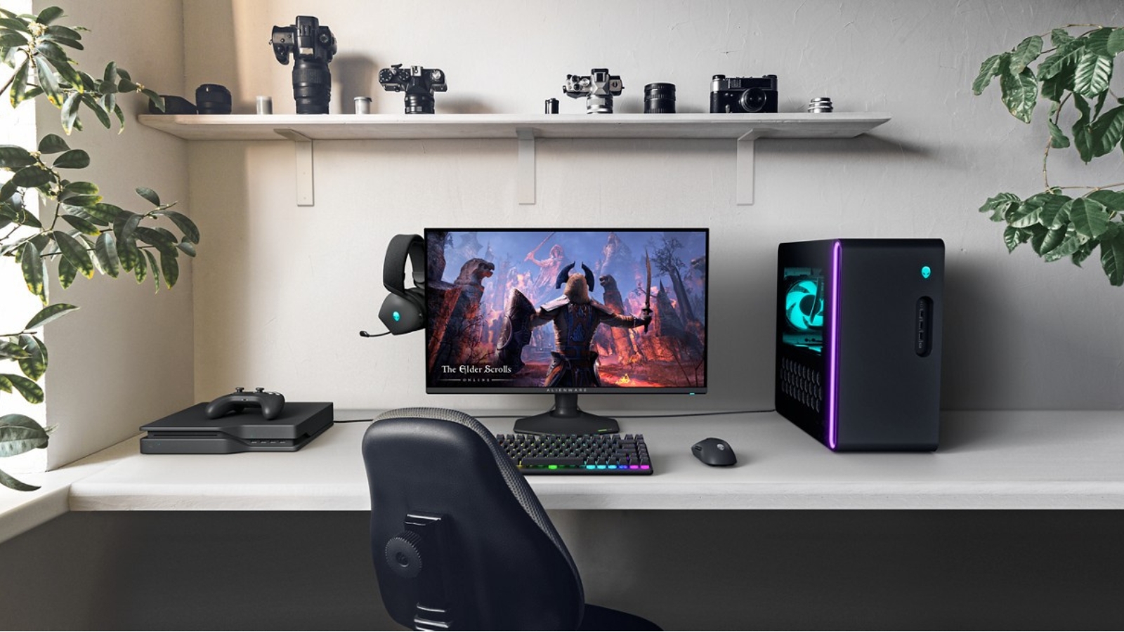 Alienware AW2725QF 27-inch gaming monitor delivers 4K at 180Hz or