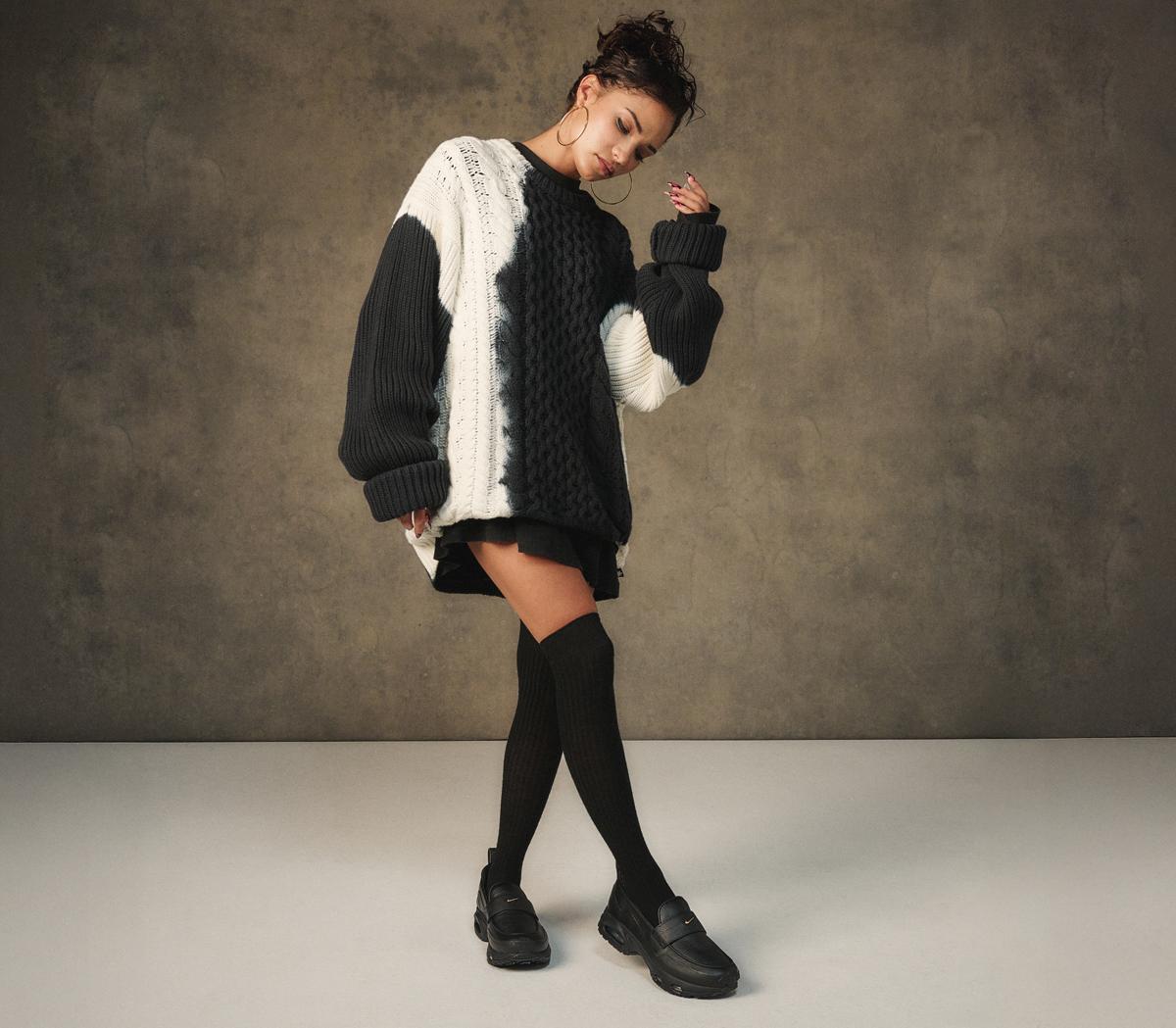 Nike Air Max Phenomena Loafers Black Metallic Gold Smoke Grey Pink