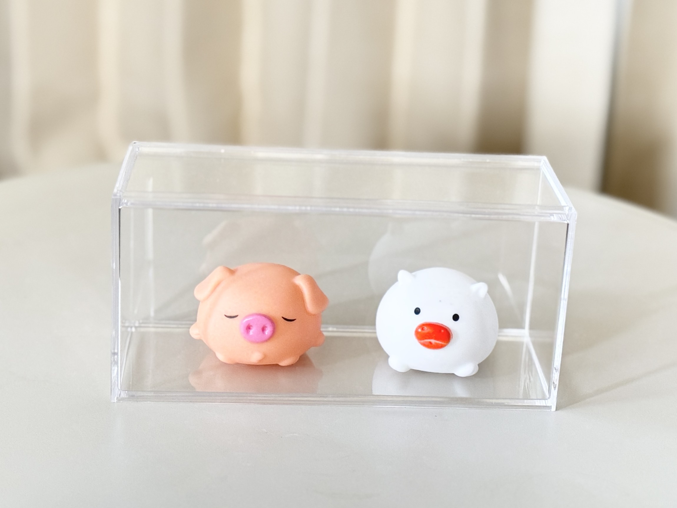 セリアで買える「フィギュアケース」10選。サイズ展開や形の種類は