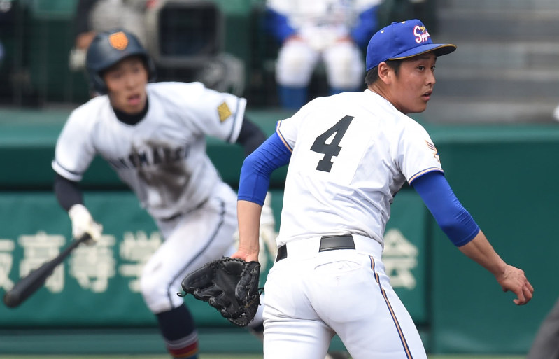 選抜高校野球：「1番を付けたい」背番号4の秀岳館・堀江 | 毎日新聞