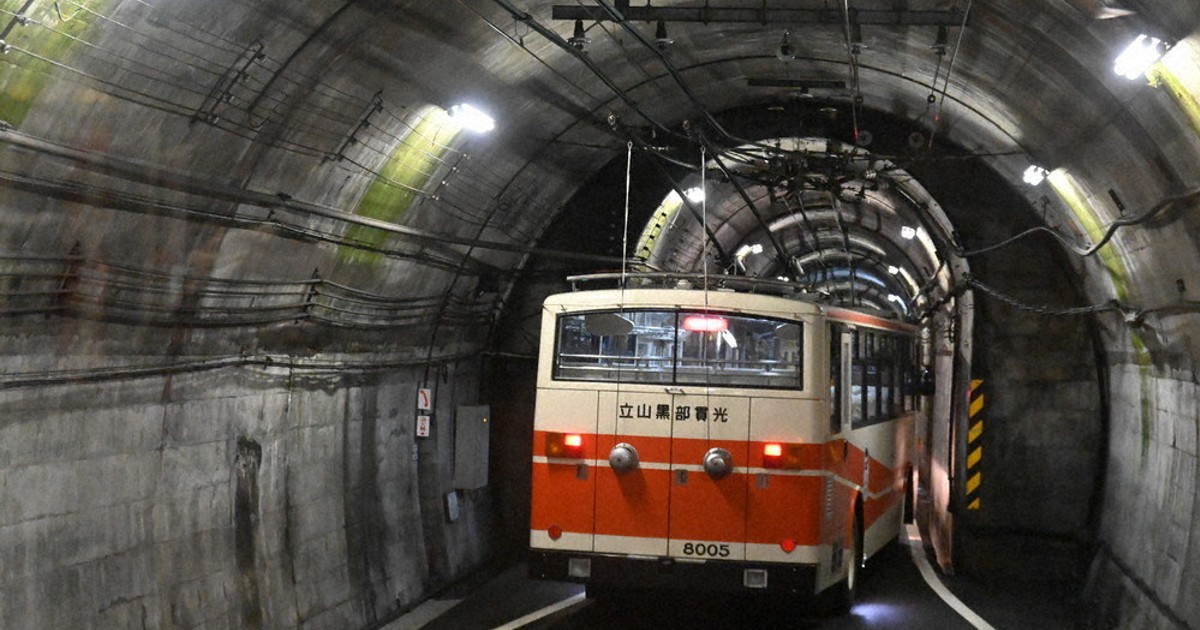 国内唯一のトロリーバス、11月末で廃止 整備士「私の誇り」 | 毎日新聞