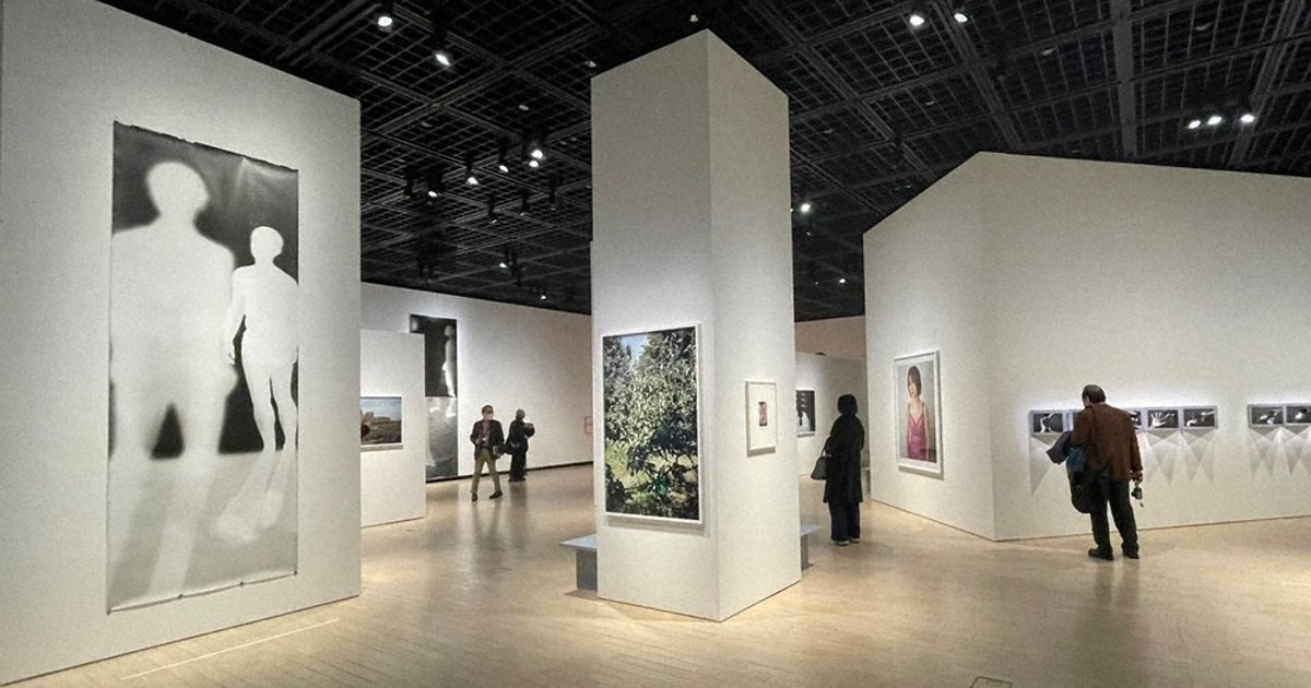 ART：「鷹野隆大 カスババ」展 それでも、手を伸ばす うつろいの