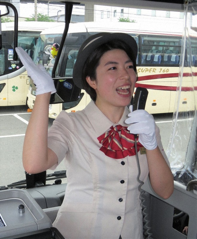 わたしの世界：バスガイド ヤサカ観光バス京都支社（京都市） 渡辺いく