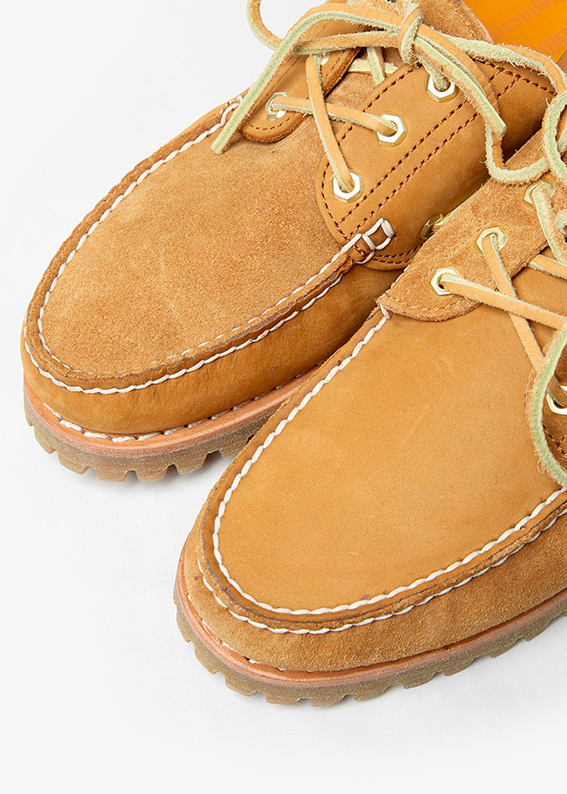 ENGINEERED GARMENTS × Timberlandの『3 EYE CLASSIC LUG』