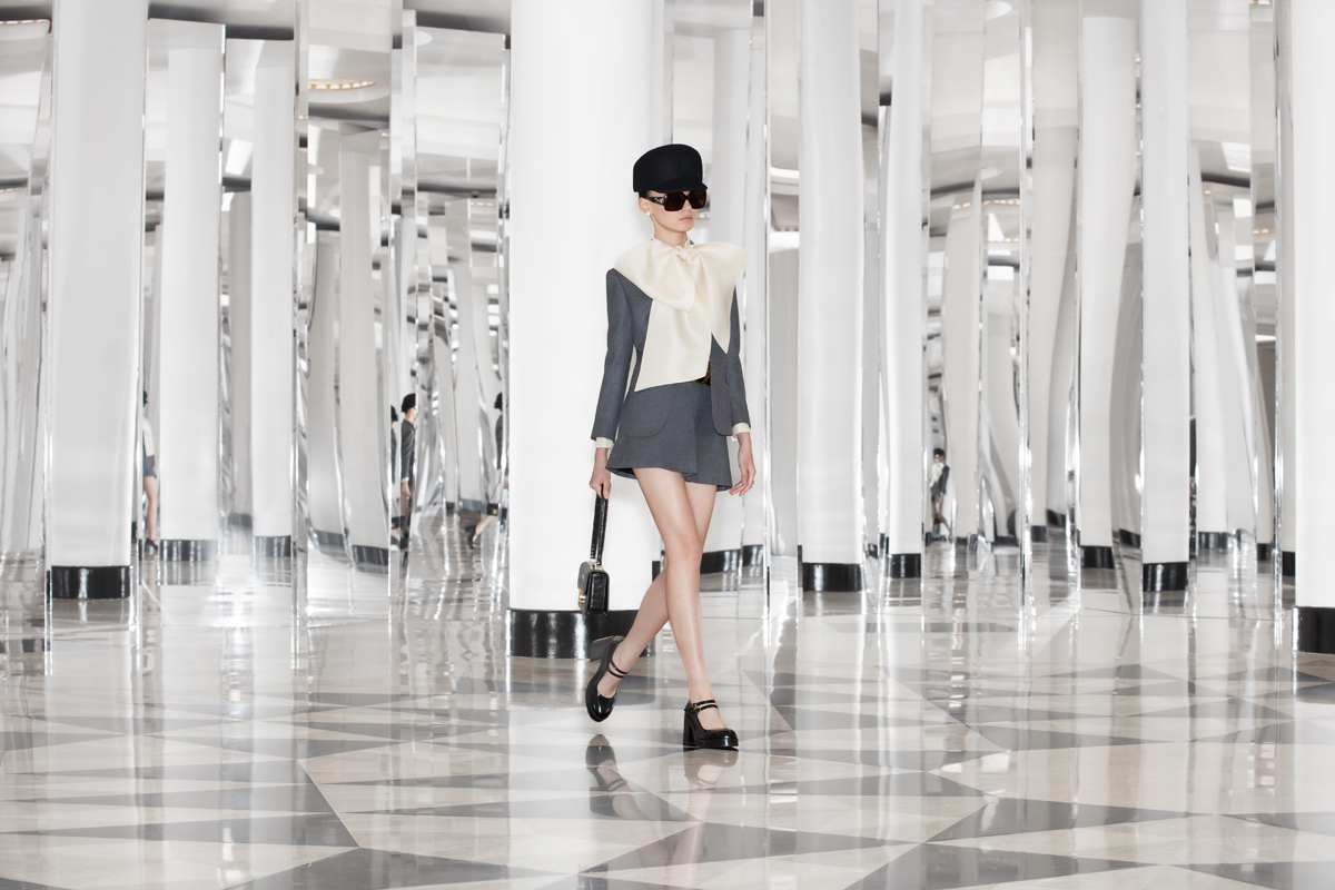 CELINEの2024 WINTER WOMEN'S COLLECTIONが公開