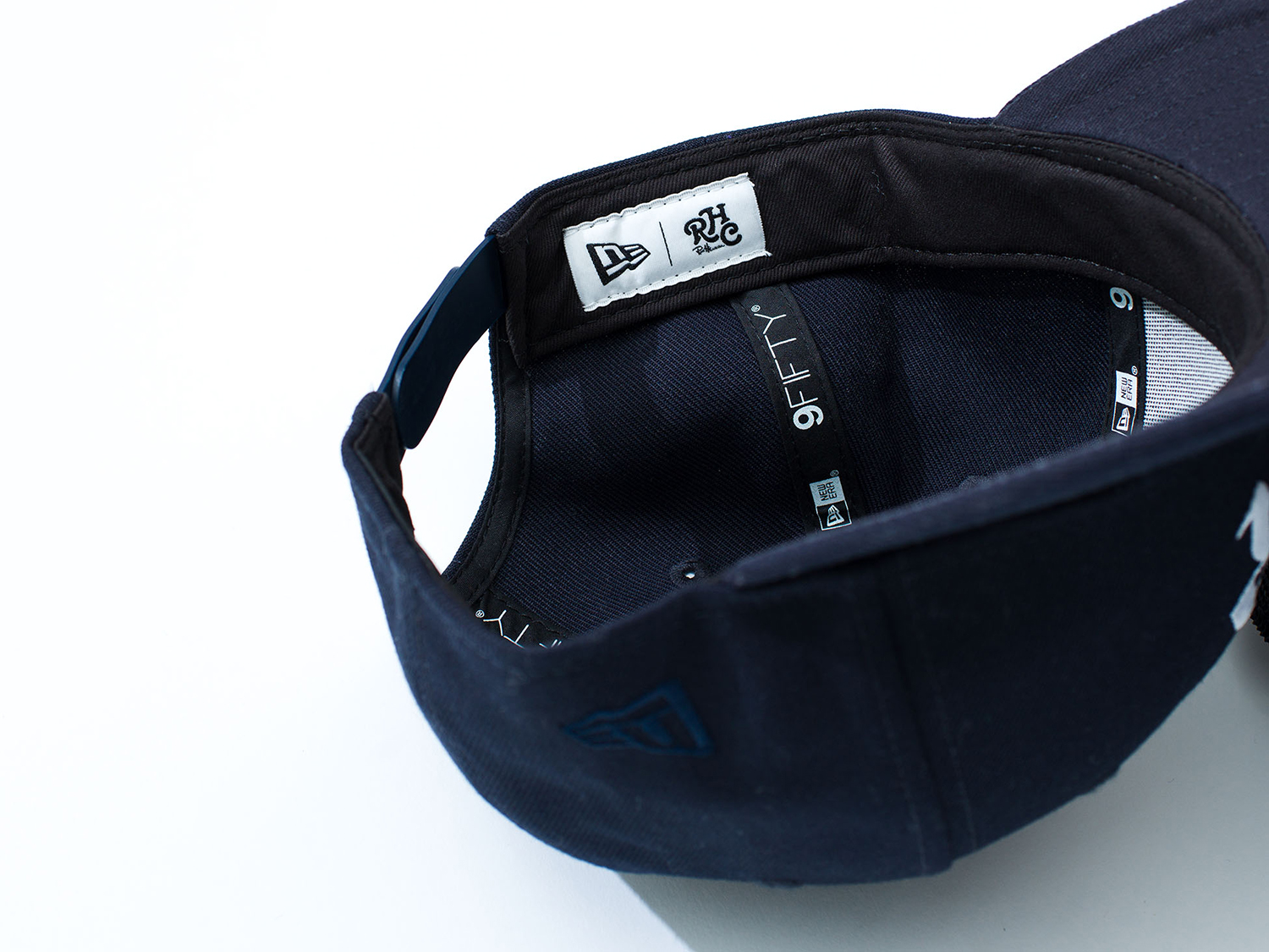 New Era® for RHC Ron Hermanのロゴキャップ