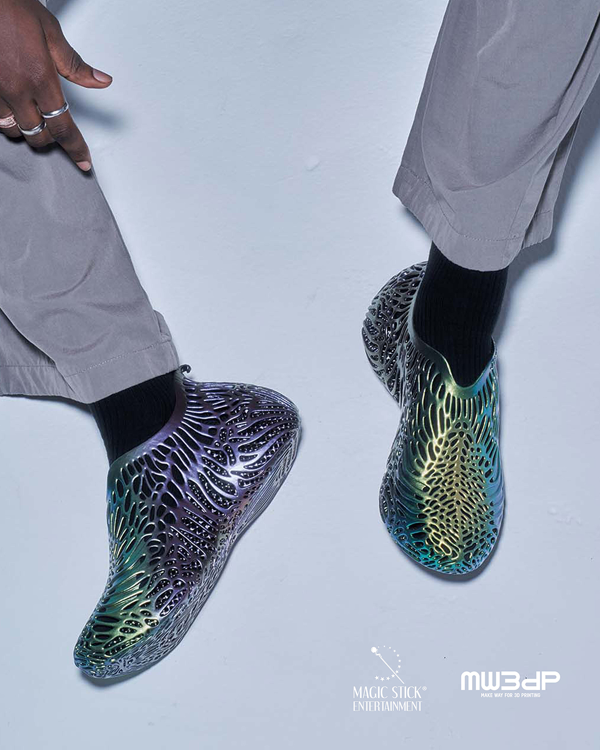最先端の3Dプリント技術を応用したMAGIC STICK × mw3dpのフットウェア