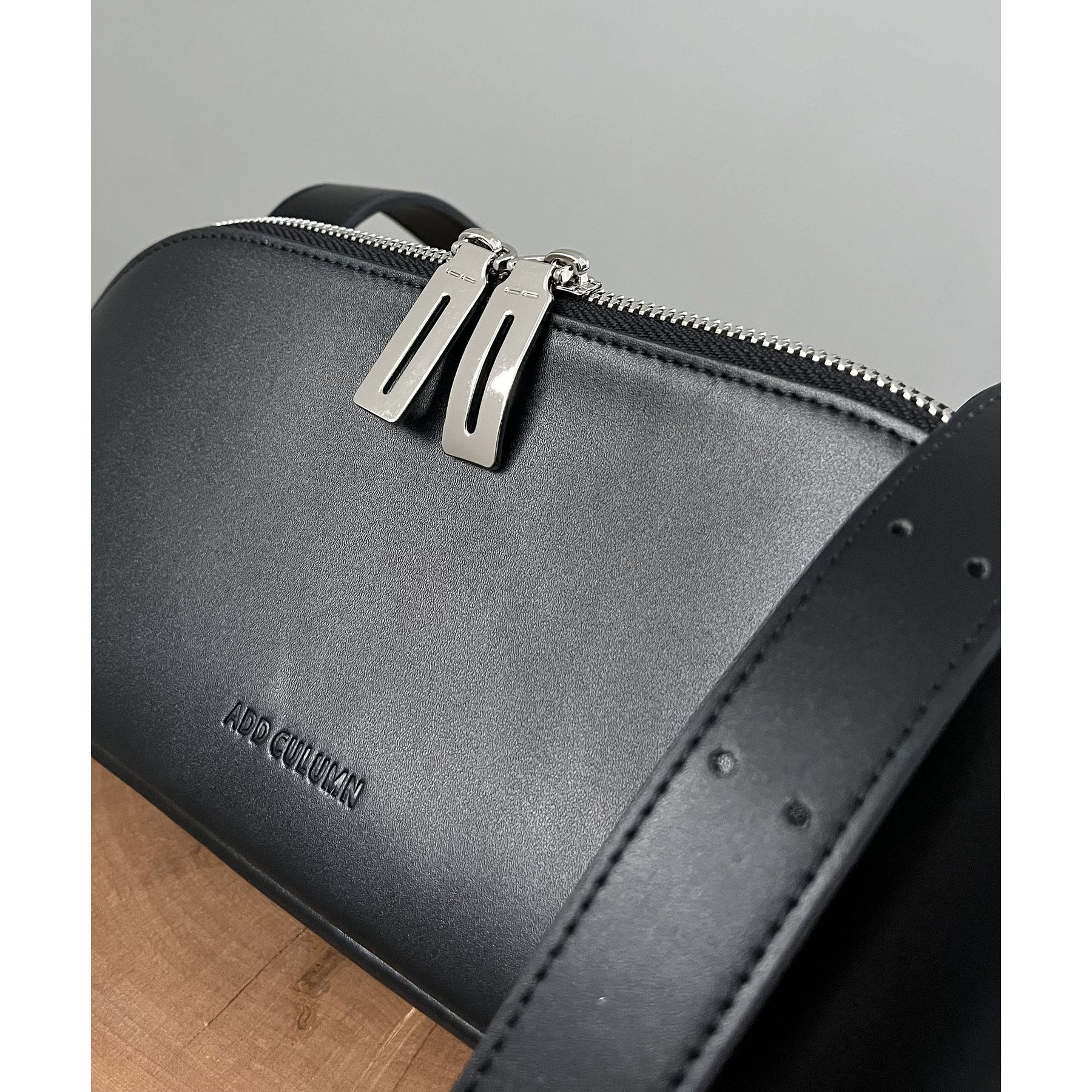 ADD CULUMN/アドカラム〉FIGRE ボディバッグ | ファッション通販サイト