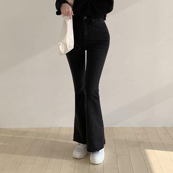 ブーツカットスキニー | ファッション通販サイト NUGU