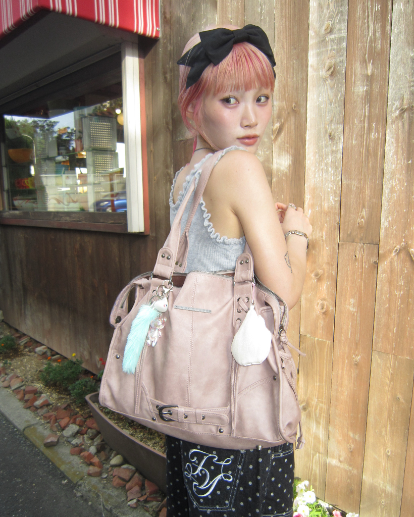 Fancy Club X haku] Belted Washing Leather Bag (Baby Pink) F25QE990