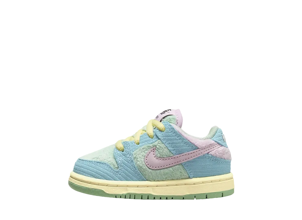 VERDY × Nike SB Dunk Low Pro QS 