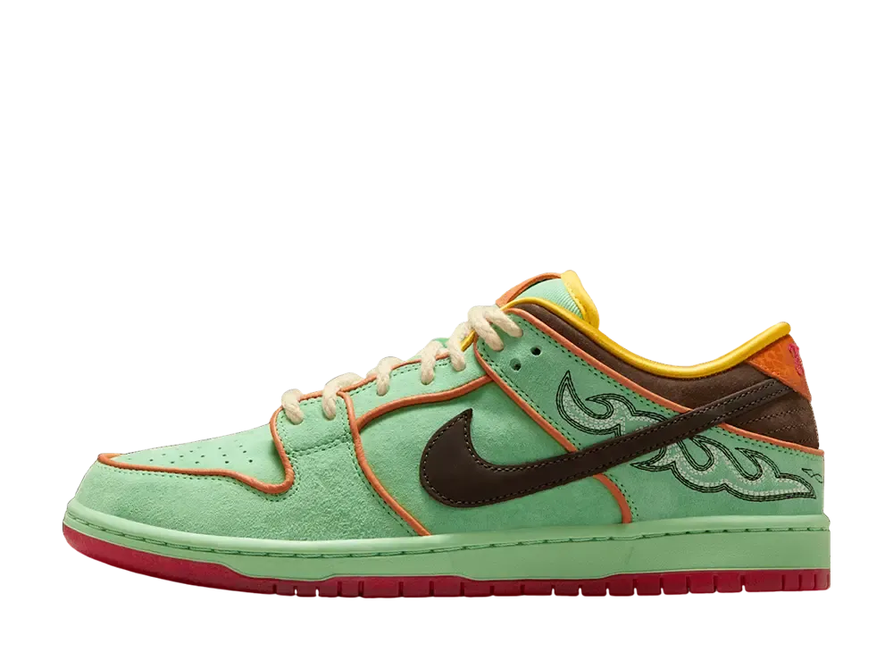 Nike SB Dunk Low Pro 