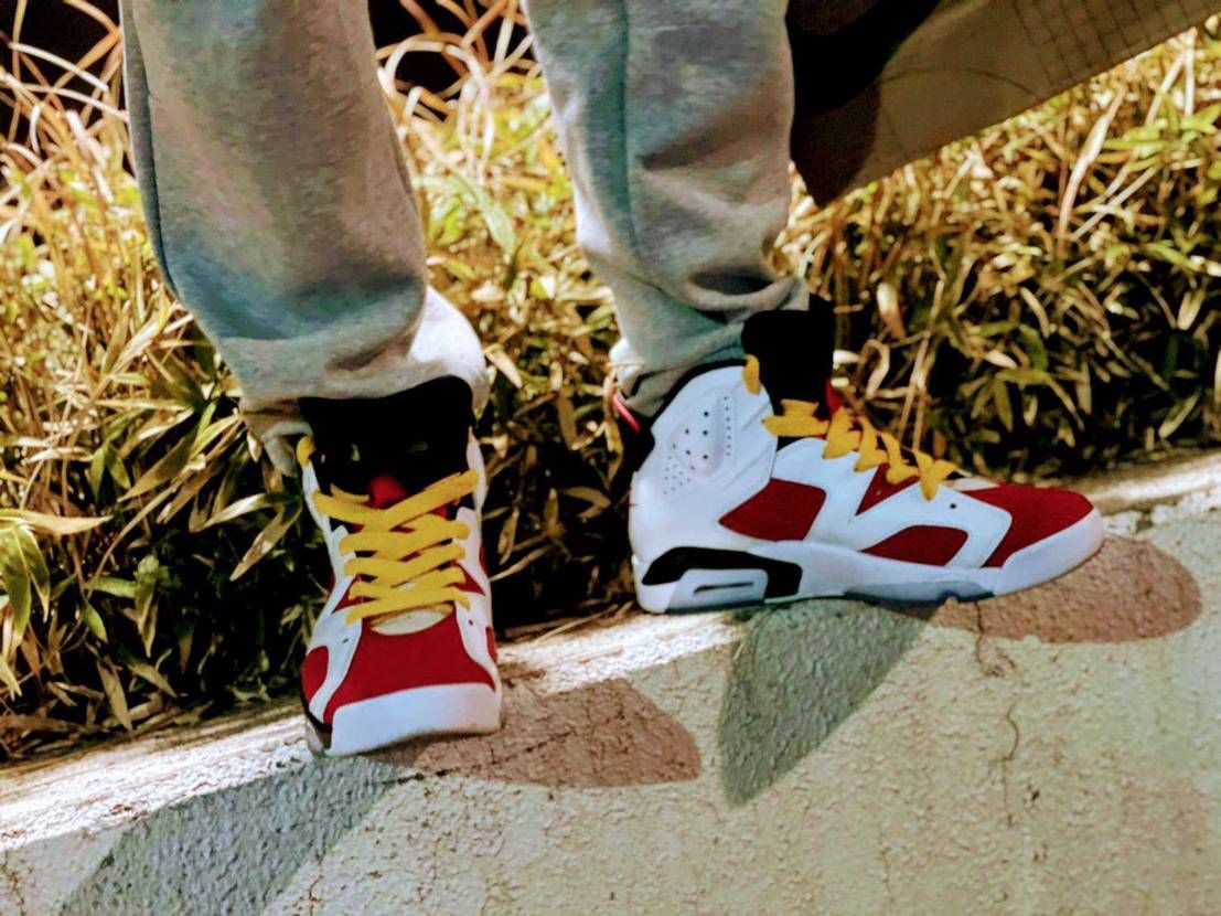 ナイキ エアジョーダン4 