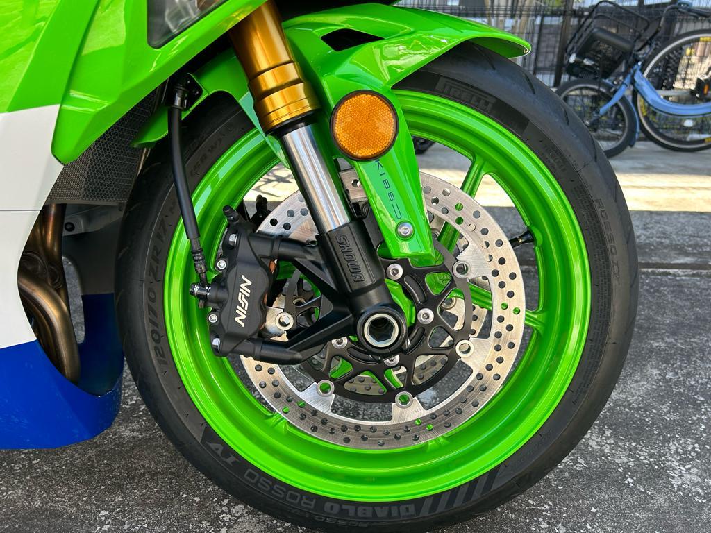 カワサキ純正 北米仕様フロントサイドリフレクター のパーツレビュー