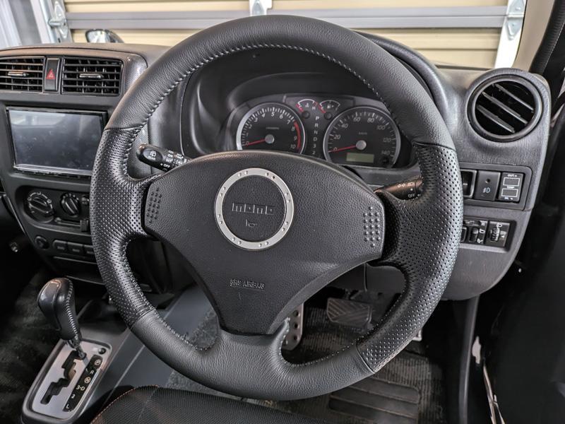 スズキ(純正) HE21S アルト ラパンSS 純正MOMOステアリング のパーツ