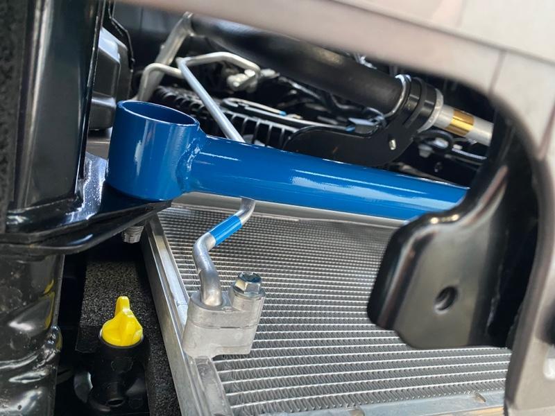 MOTORAGE フロントフレームトップパフォーマンスバー のパーツレビュー