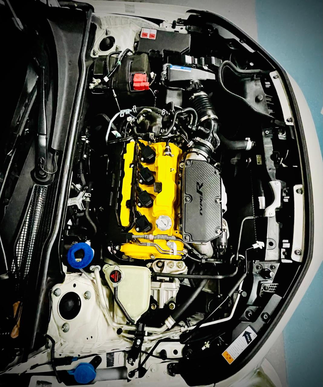 SPOON イエローヘッドカバー のパーツレビュー | シビックタイプR(いぐ