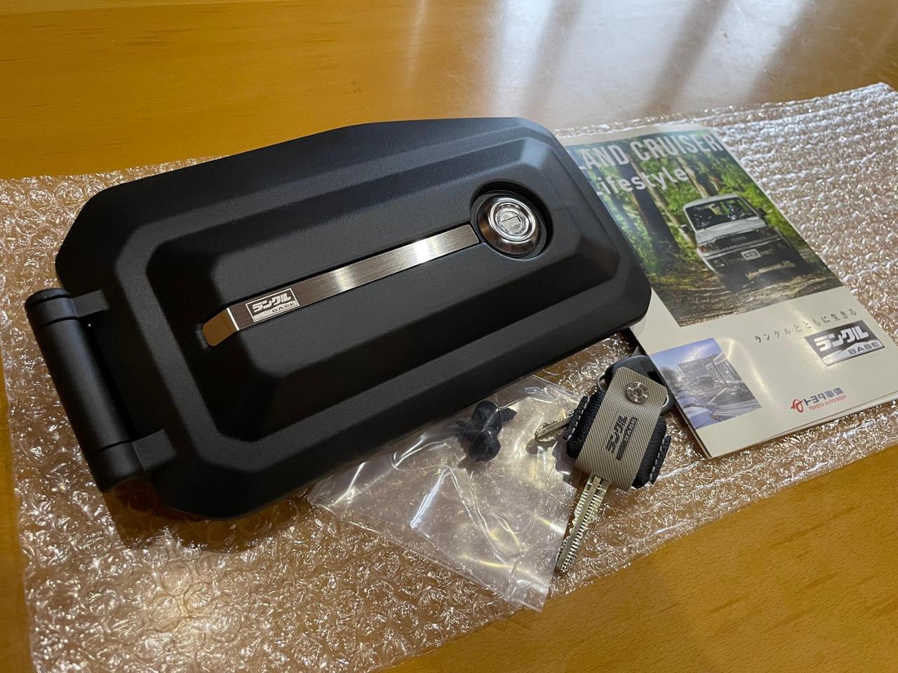 ランクルBASE ランクルBASEオリジナル尿素リッド のパーツレビュー