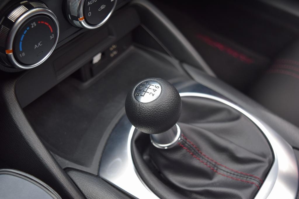 マツダ(純正) NDロードスター純正シフトノブ のパーツレビュー