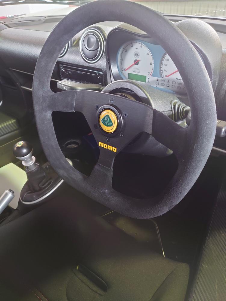 momoステMOD.7 スエード35パイ