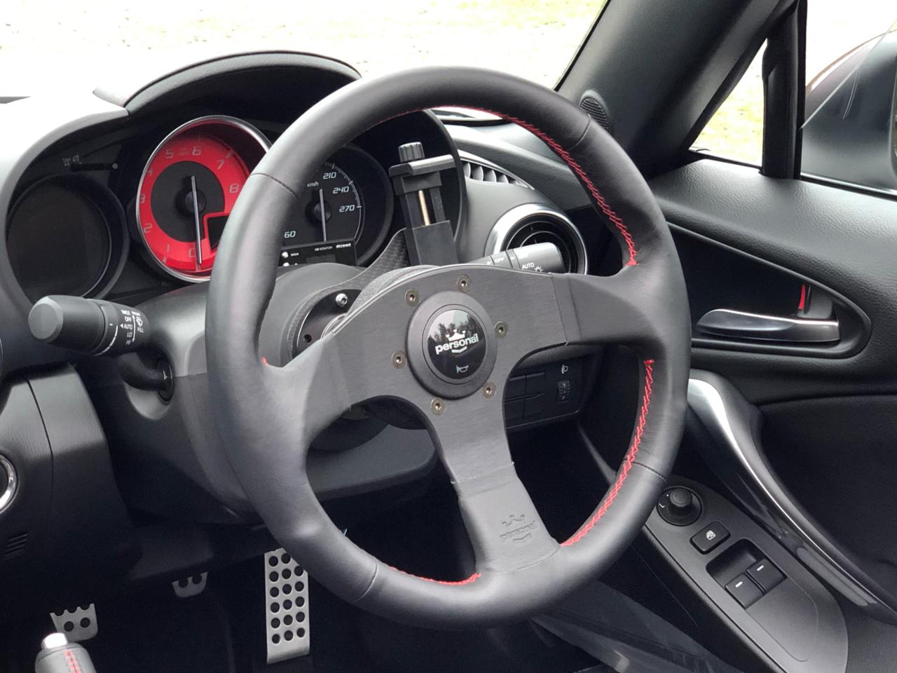 PERSONAL Blitz Leather のパーツレビュー | 124スパイダー(ArugaK