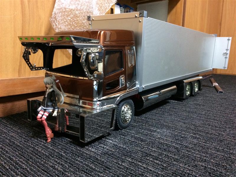 タミヤ 1/14スケール ふそう スーパーグレートキャビン タミヤ 1/14