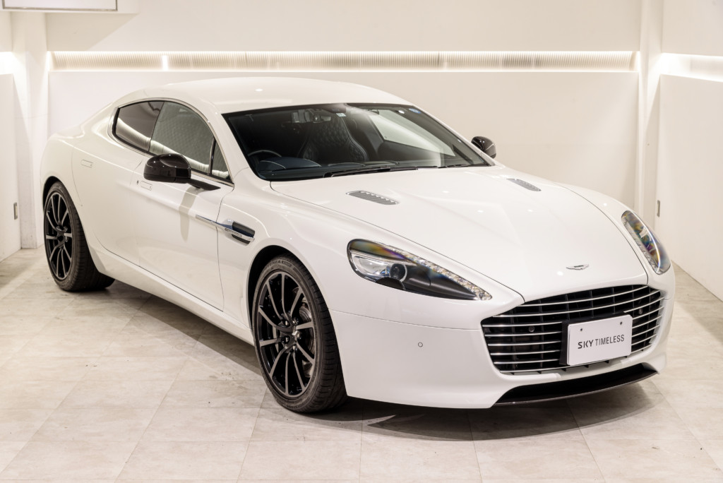 アストンマーティン ラピード カスタムまとめ - おすすめのカスタムは