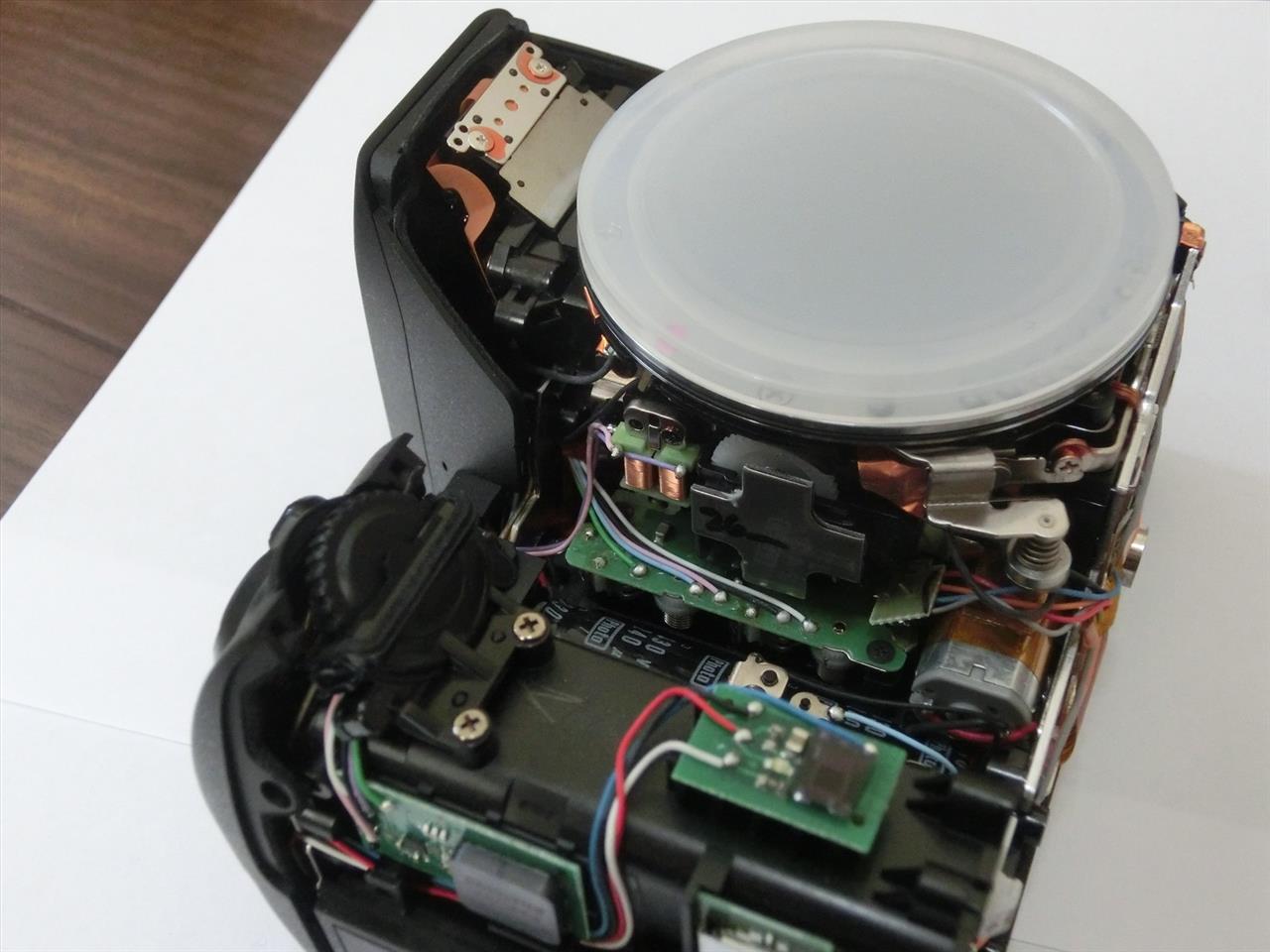 PENTAX K-S2 黒死病の修理（分解編）｜チューバッカのブログ｜（CAR