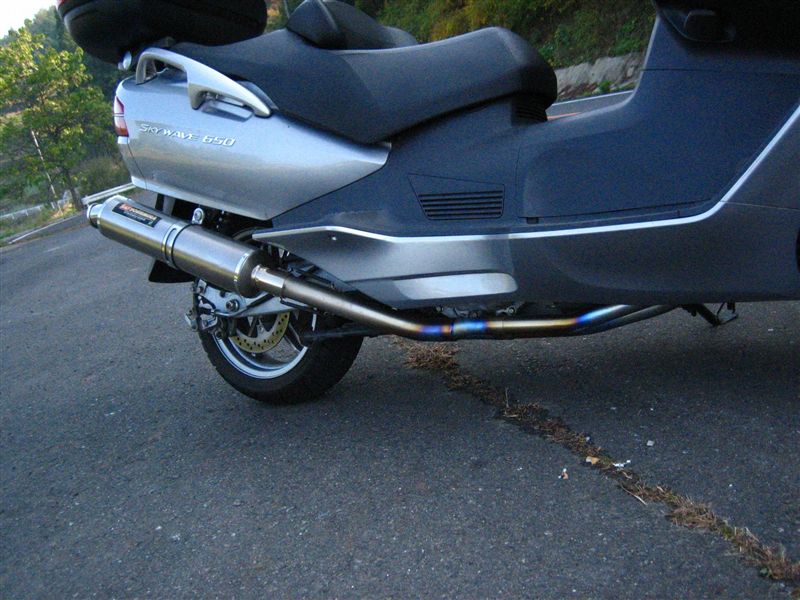 ヨシムラ チタンサイクロン装着（スズキ スカイウェイブ650LX）by