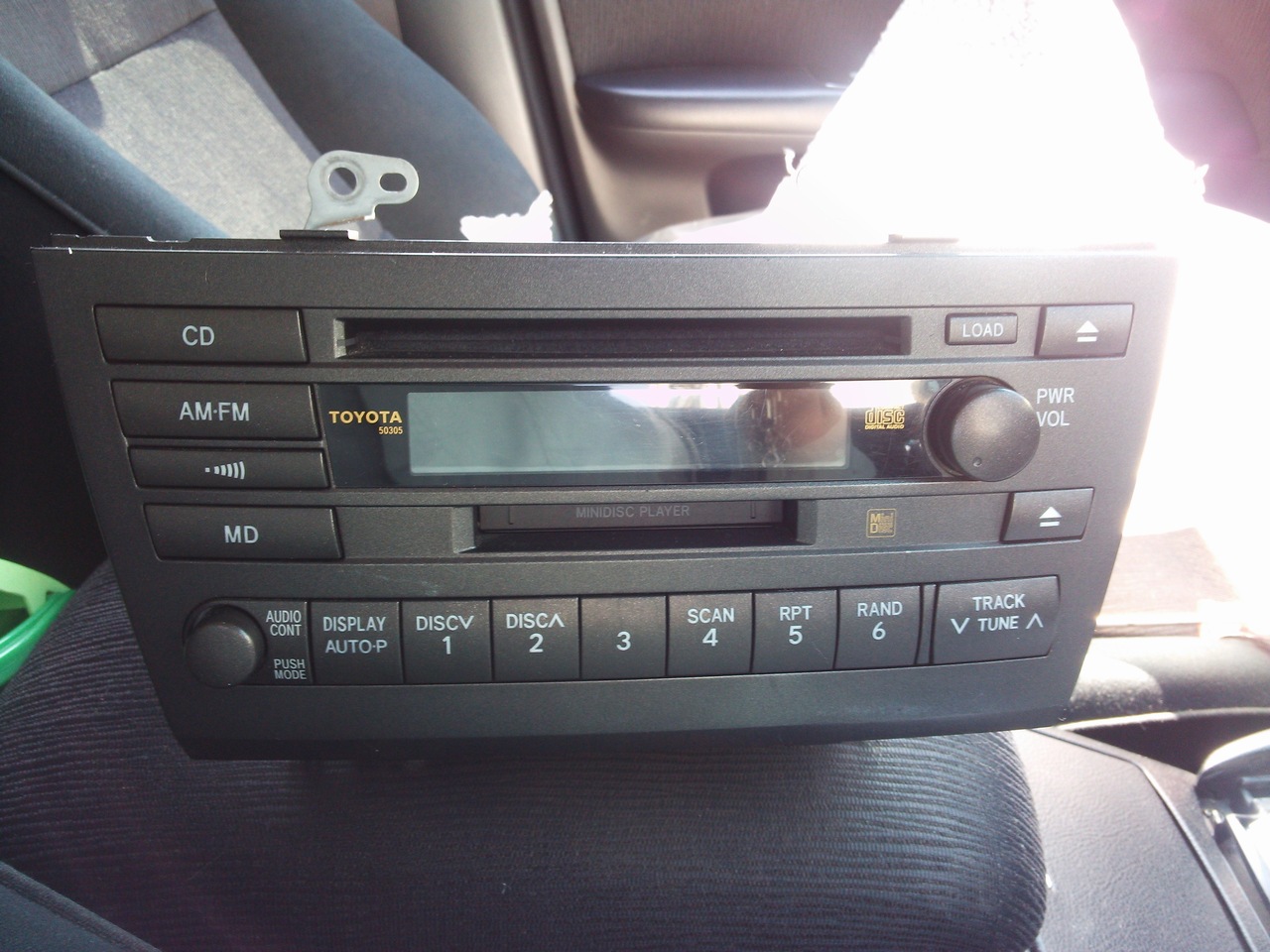 トヨタ マーク2ブリト 純正MD.CD.AM.FM.カセットオーディオ トヨタ