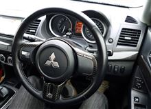 COLT SPEED カーボンステアリングカバーの取付（三菱 ランサー