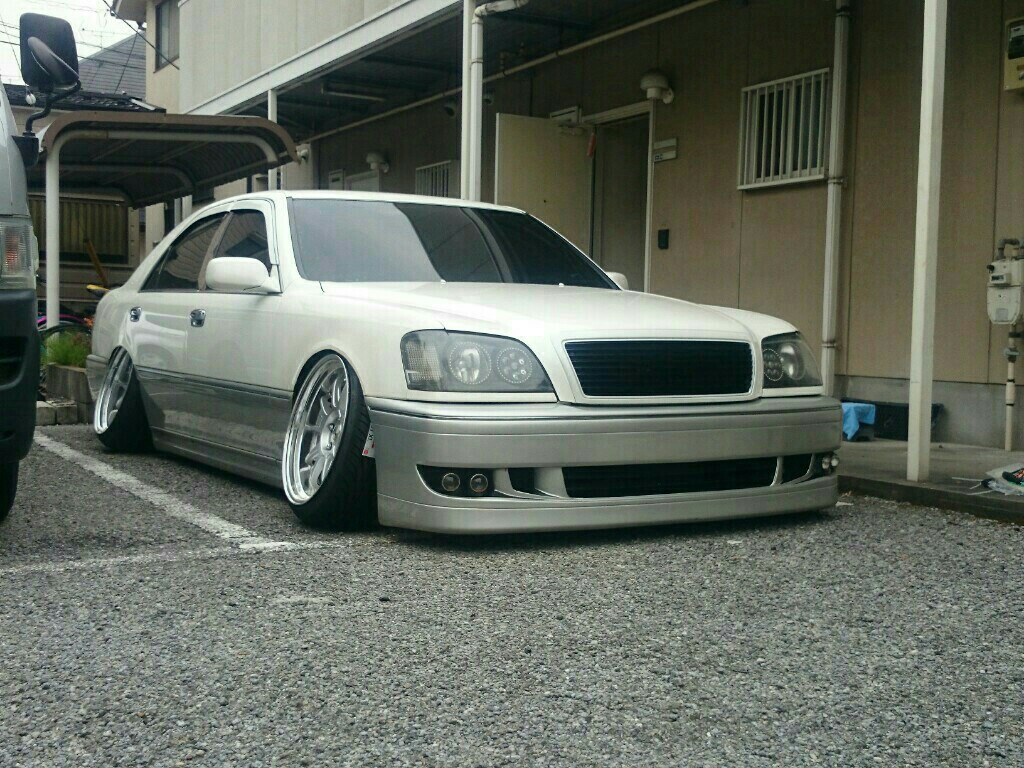 20セルシオグリル流用（トヨタ クラウンアスリート）by ～ゴット