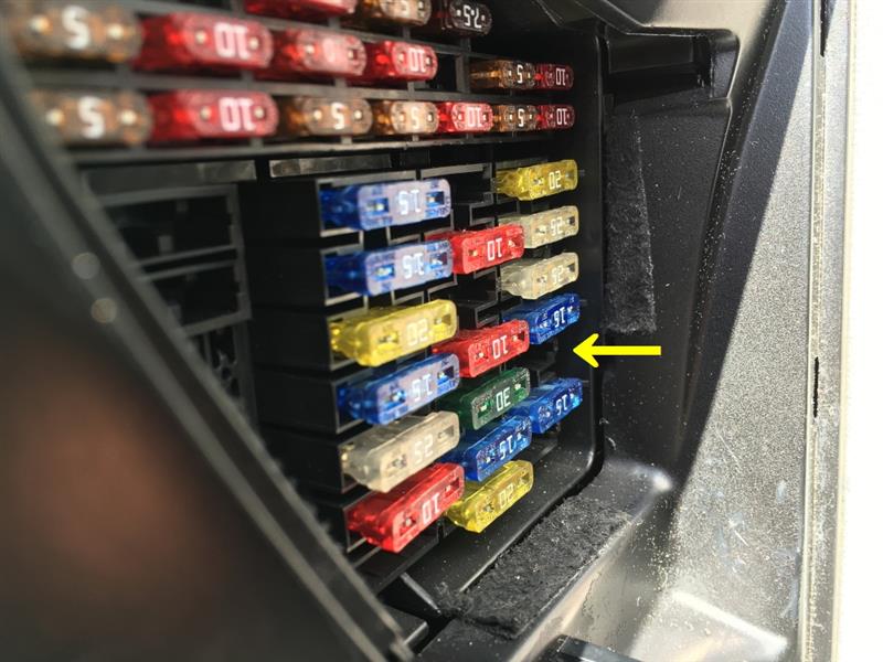 VWルポ燃料プレッシャーバルブ75015