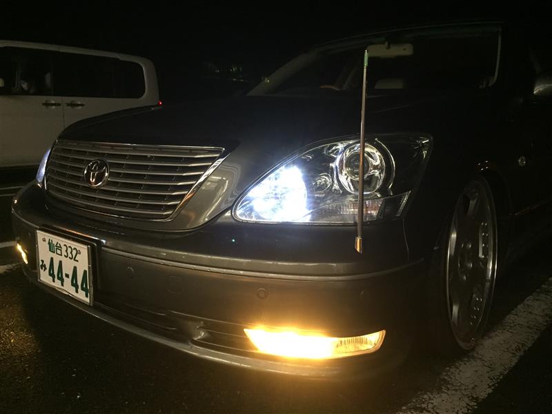 コーナーポールで渋さ増！（トヨタ セルシオ・30系）by じゅぴセル