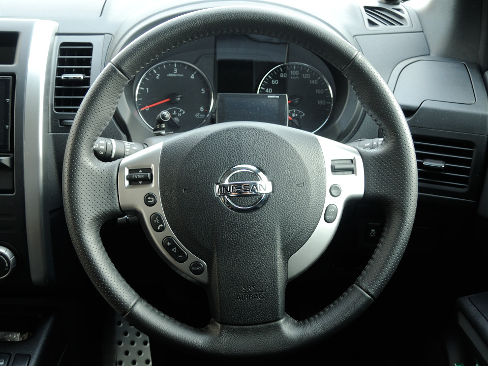 ステアリング交換（日産 エクストレイル・T31）by S2 - みんカラ